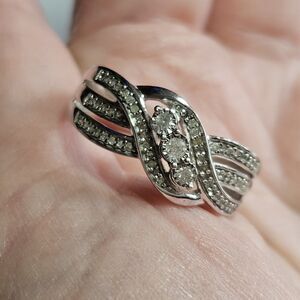 Unique Designs Sterling Silver 925 .25 Ctw Diamond Past Present Future Ring Sz 9